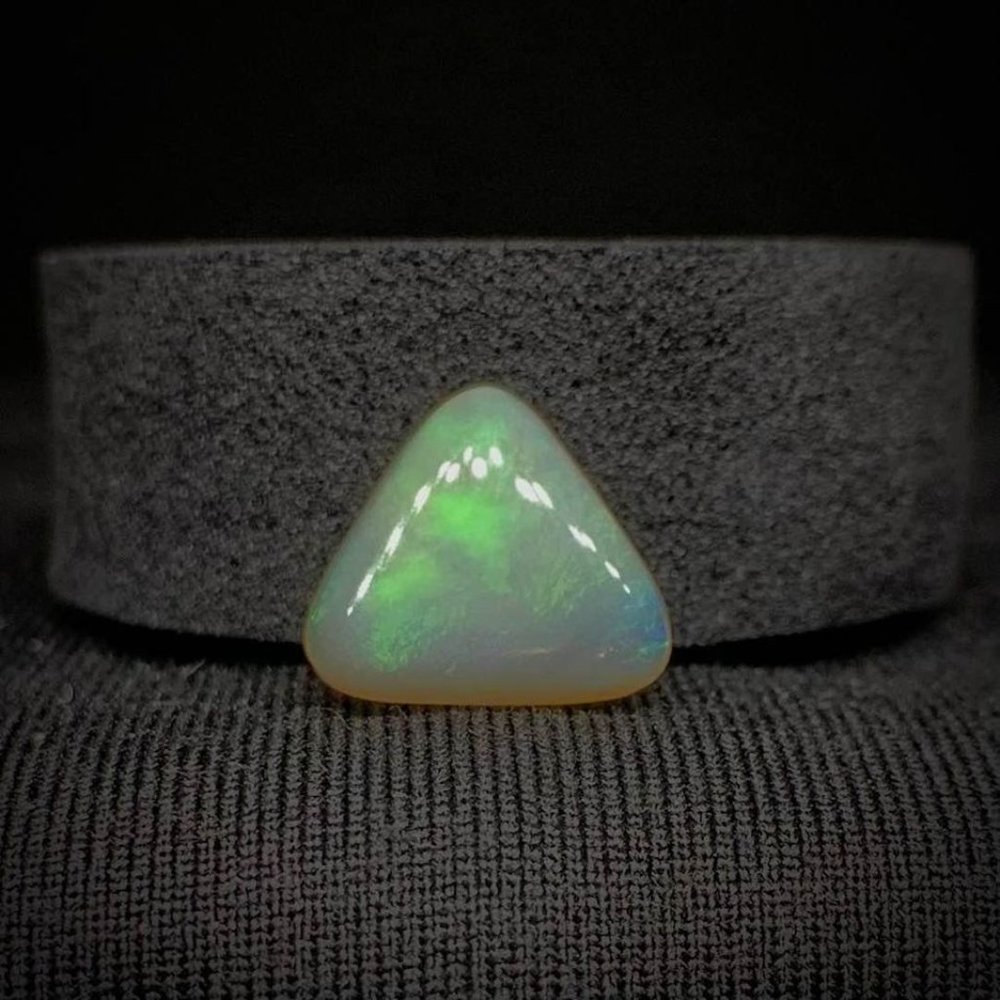 Light Flame Pattern Lightning Ridge Australian Opal Polished Collectible